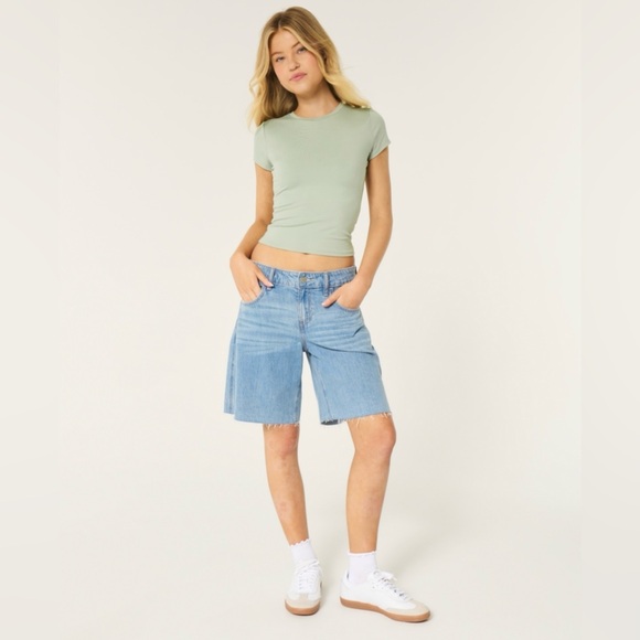 Hollister SEAMLESS FABRIC LONGLINE CREW BABY TEE SAGE GREEN, XXS Long - Picture 2 of 7